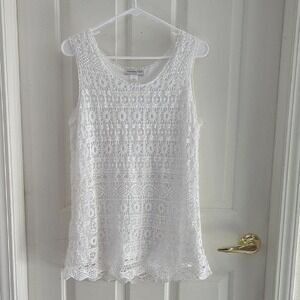 Charming and‎ comfortable Christopher & Banks top, perfect for everyday wear